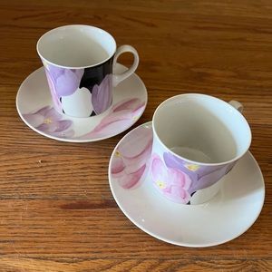 Pair of pretty porcelain Mikasa coffee/ tea cups